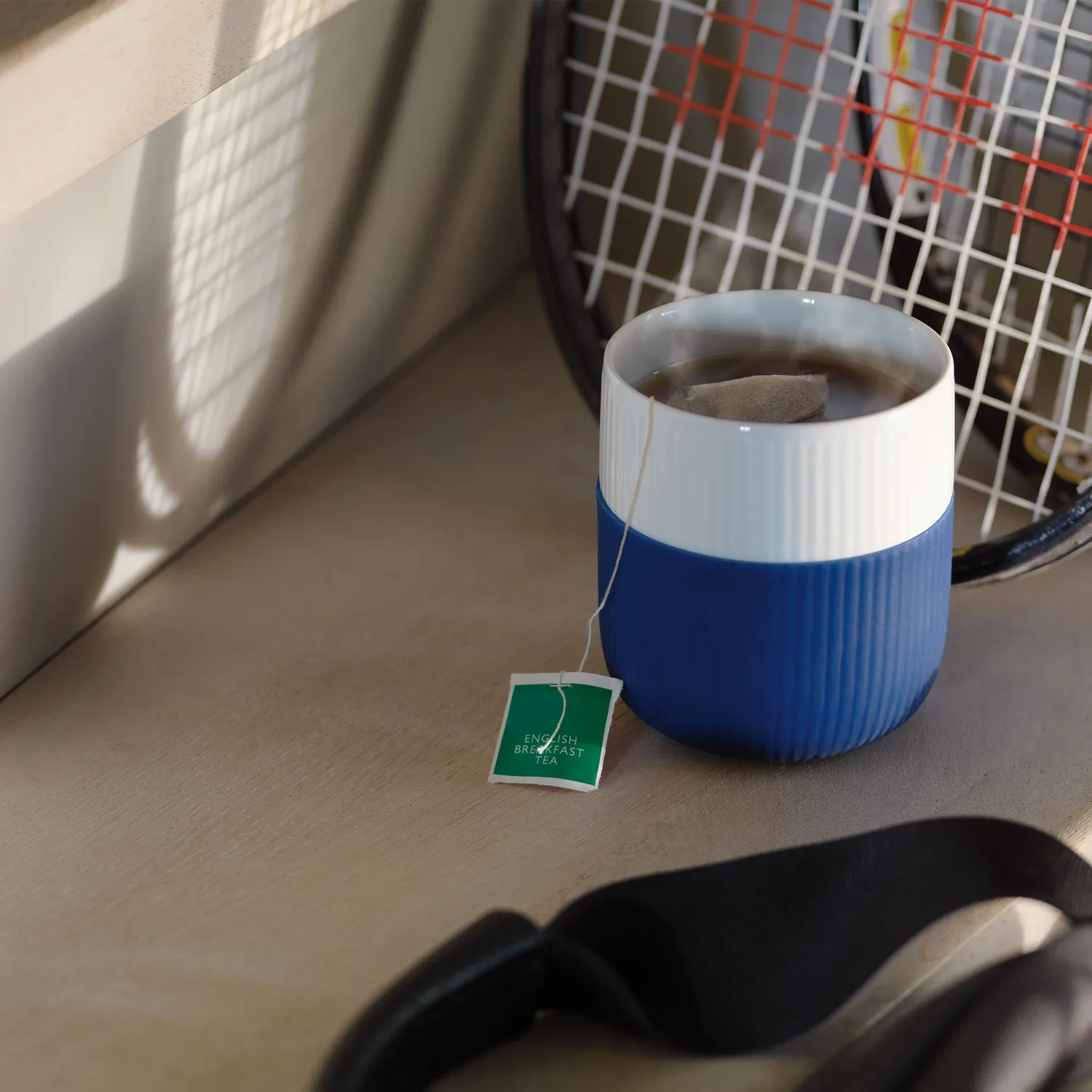 Kgl. Porcelæn Riflet Contrast krus Mega Blå 35 cl silikone