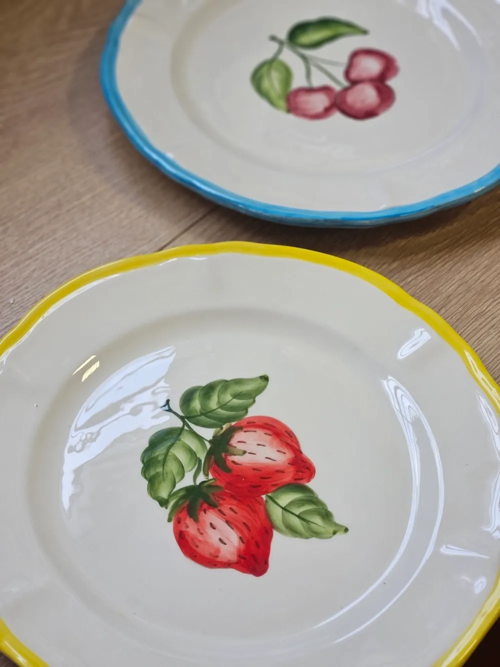 Les Ottomans desserttallerken keramik jordbær kirsebær