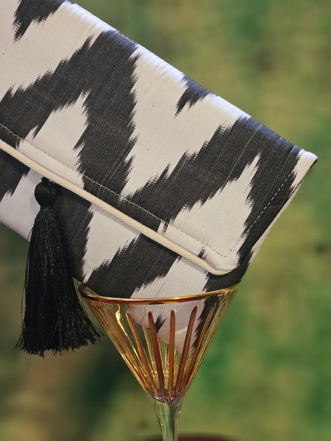Les Ottomans Ikat 28 clutch festtaske