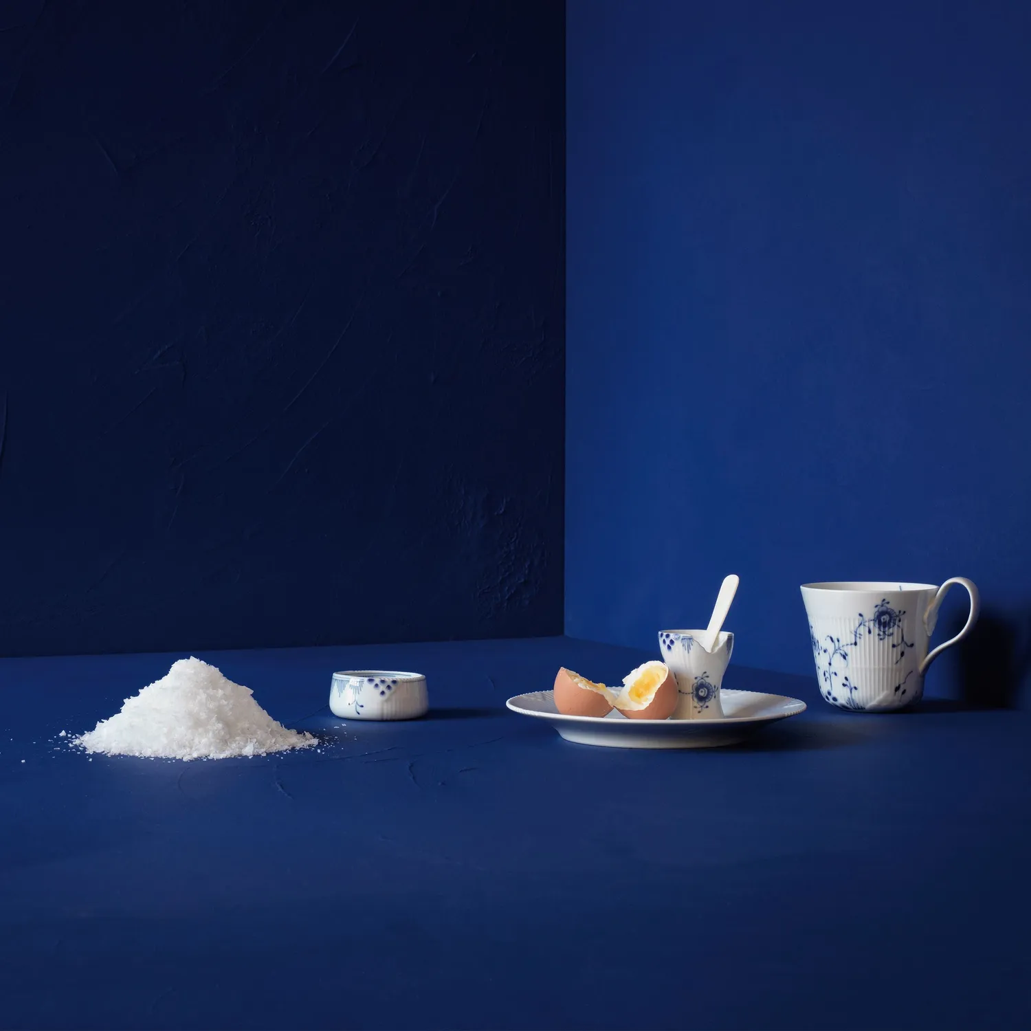 Kgl. Porcelæn Hvid Elements tallerken 19 cm hvid