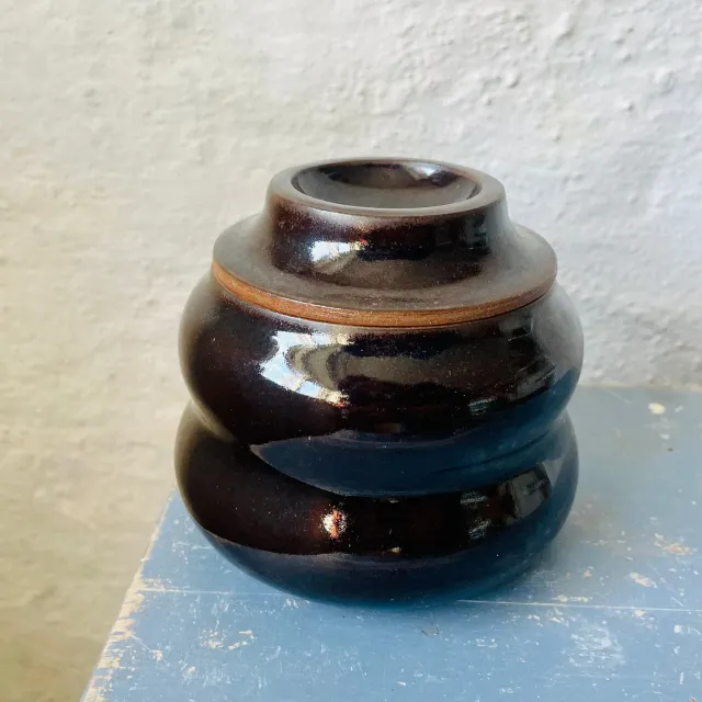 Marie Debié Ceramics krukke med låg stentøj 11 cm