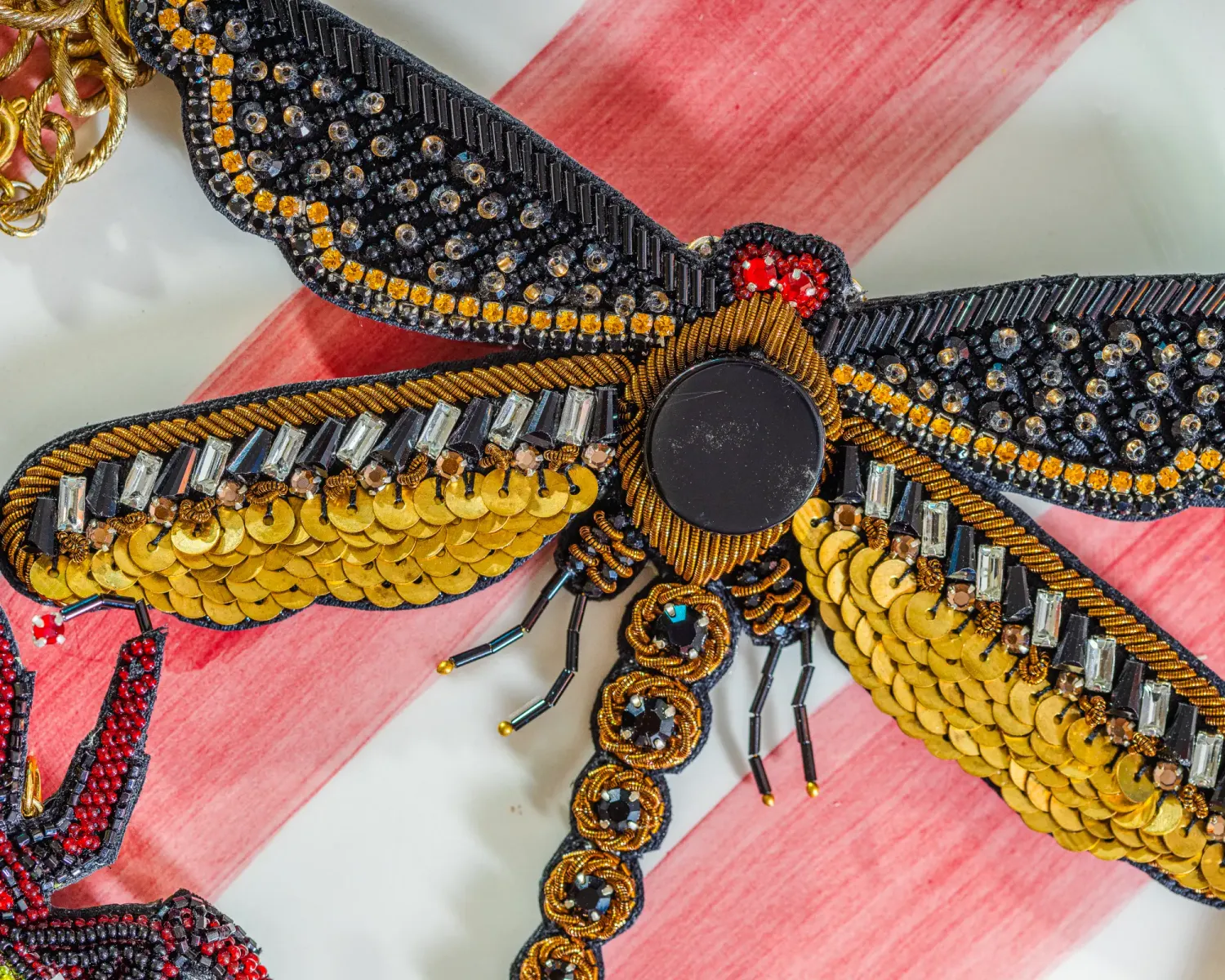 Les Ottomans HB05 broche Libellula håndbroderet