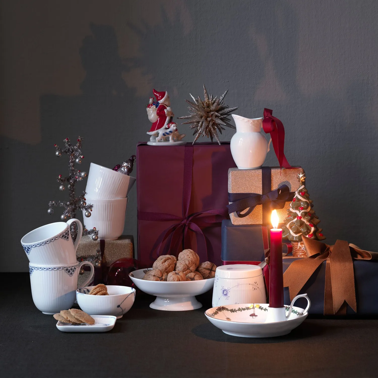 Kgl. Porcelæn Stjerne Riflet Jul lysestage 17,5 cm guld