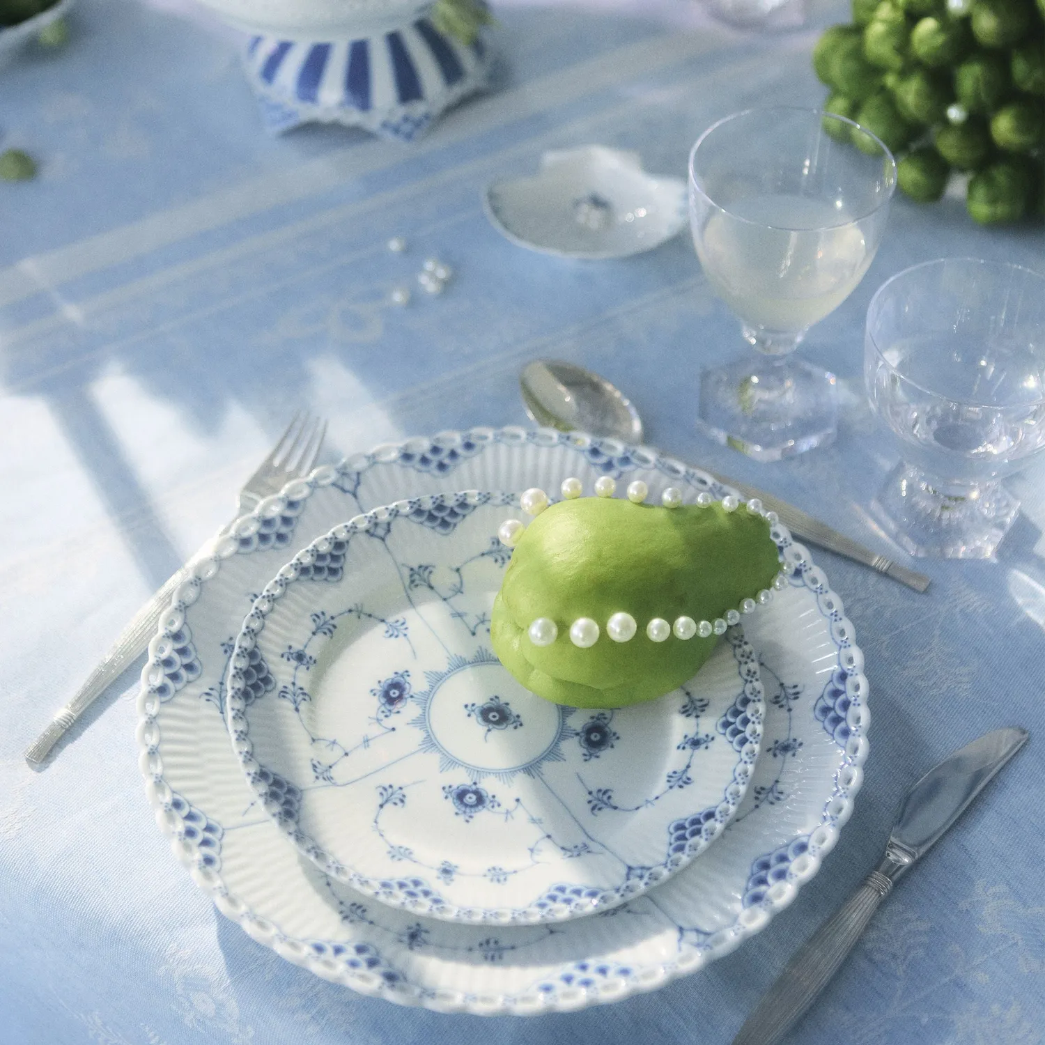 Royal Copenhagen Musselmalet Helblonde tallerken 25 cm