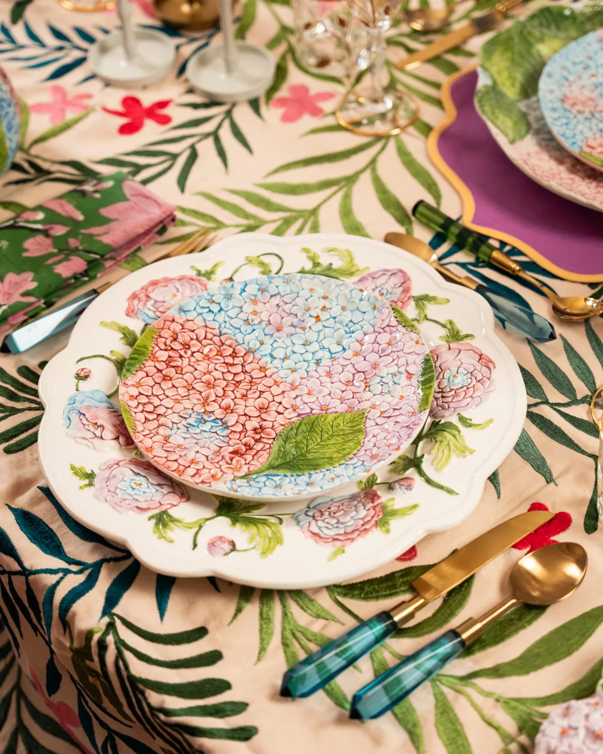 Les Ottomans Ortensia flad tallerken hortensia håndmalet