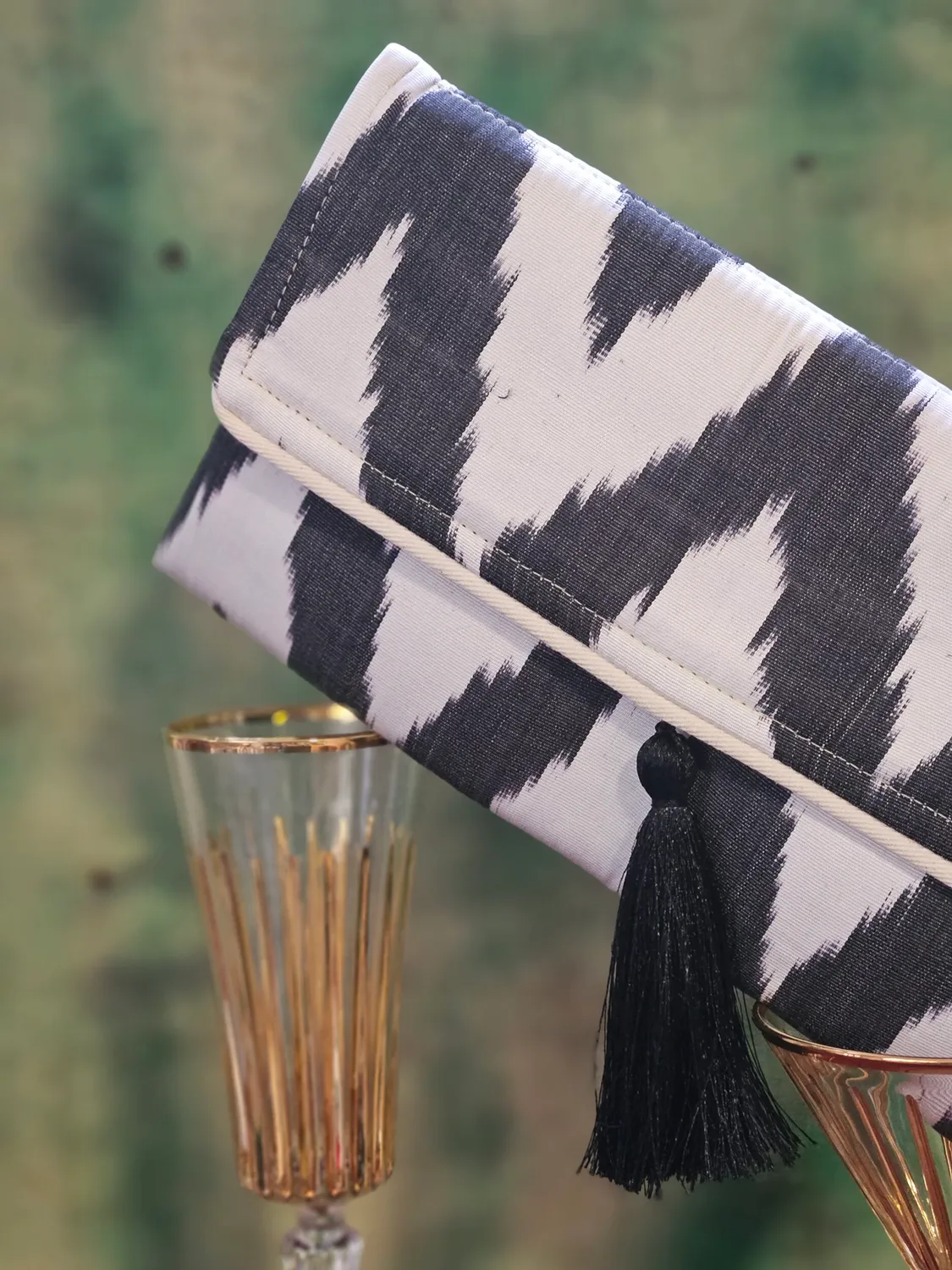 Les Ottomans Ikat 28 clutch festtaske