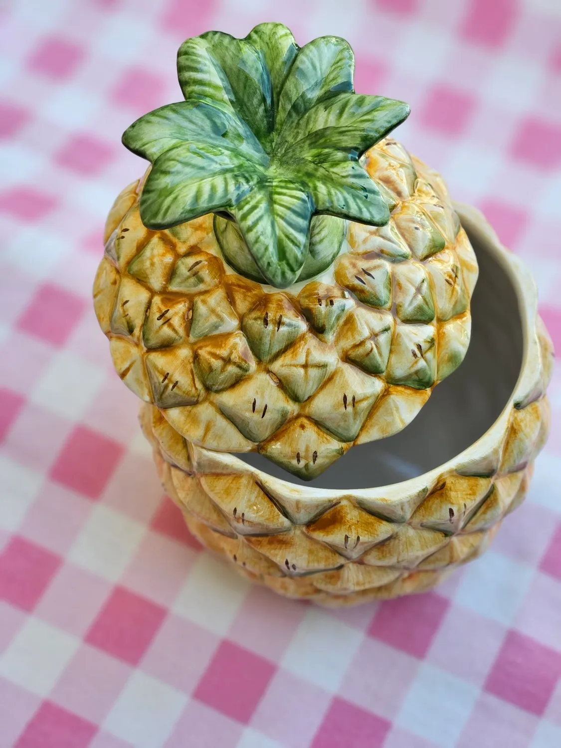 Les Ottomans Ananas æske med låg håndmalet keramik