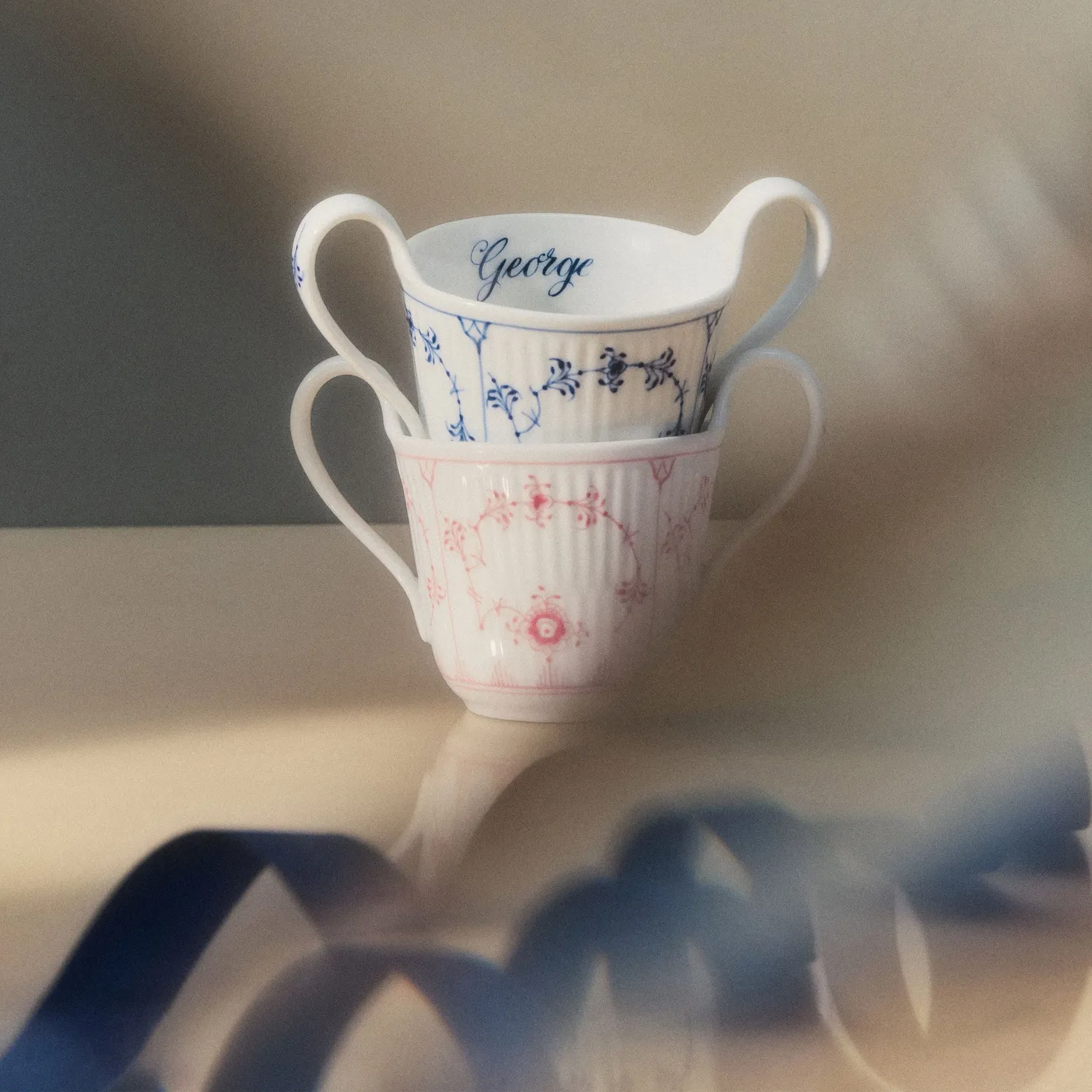 Kgl. Porcelæn Musselmalet Riflet babykop 13 cl Bespoke