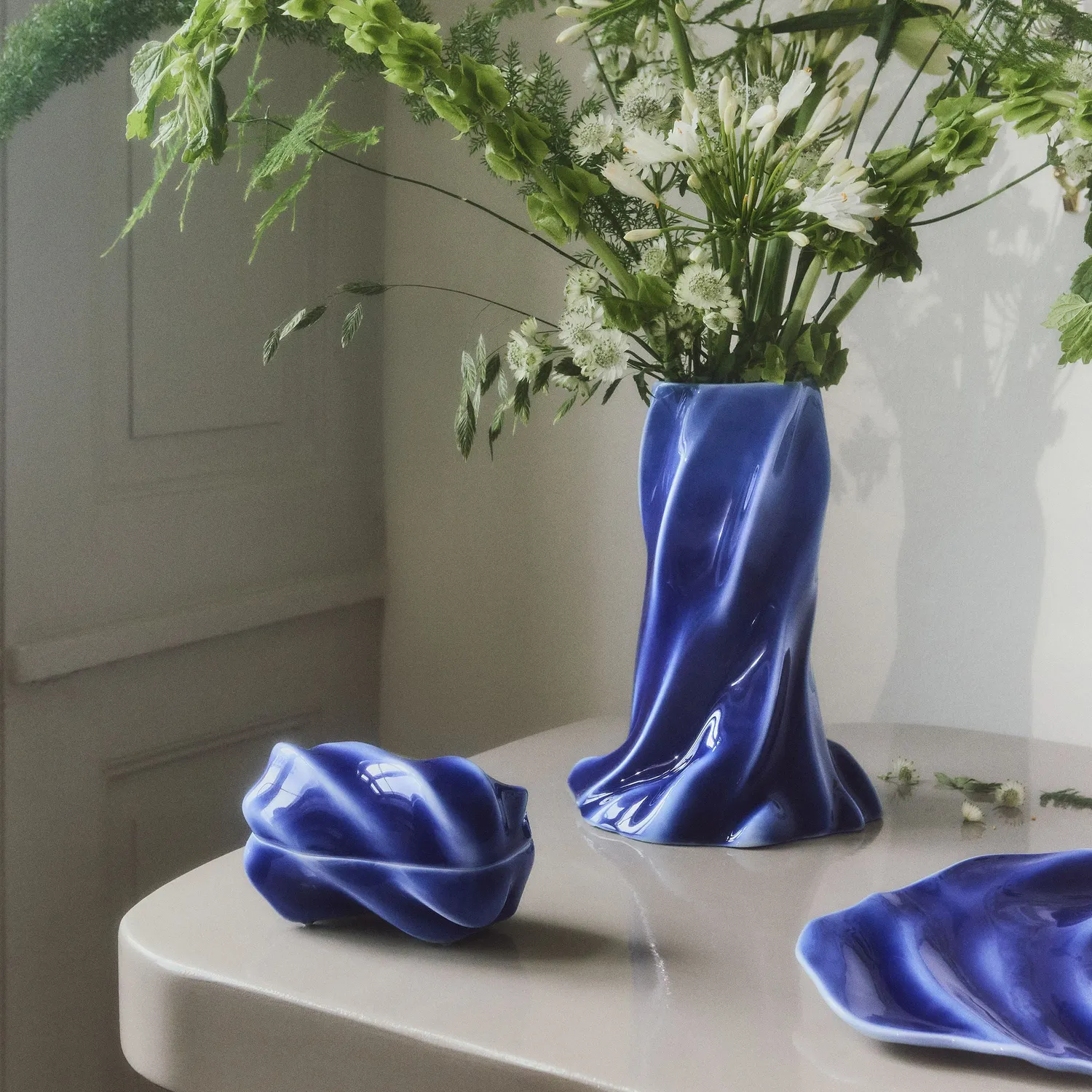 Kgl. Porcelæn Kontur vase 26 cm blå