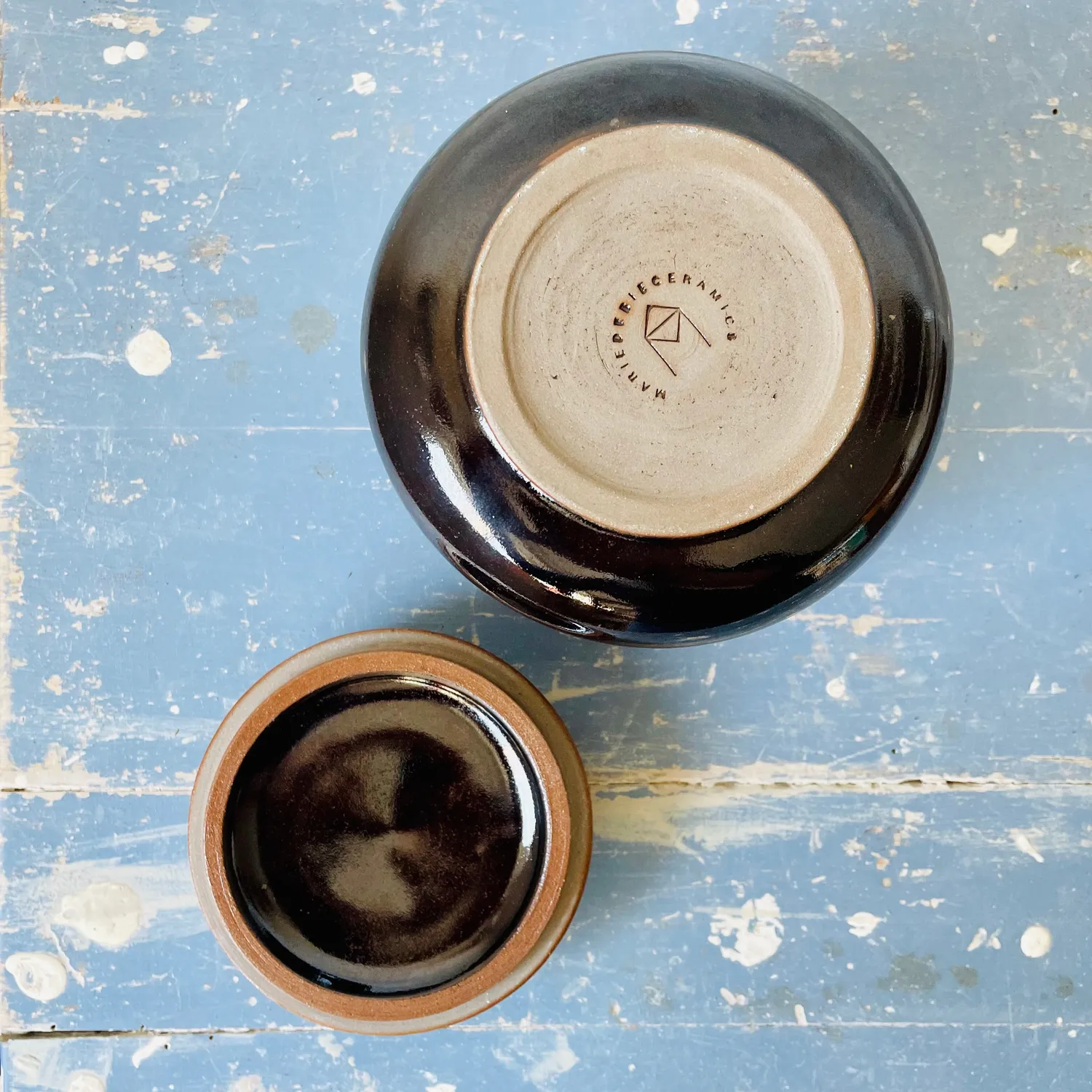 Marie Debié Ceramics krukke med låg stentøj 11 cm