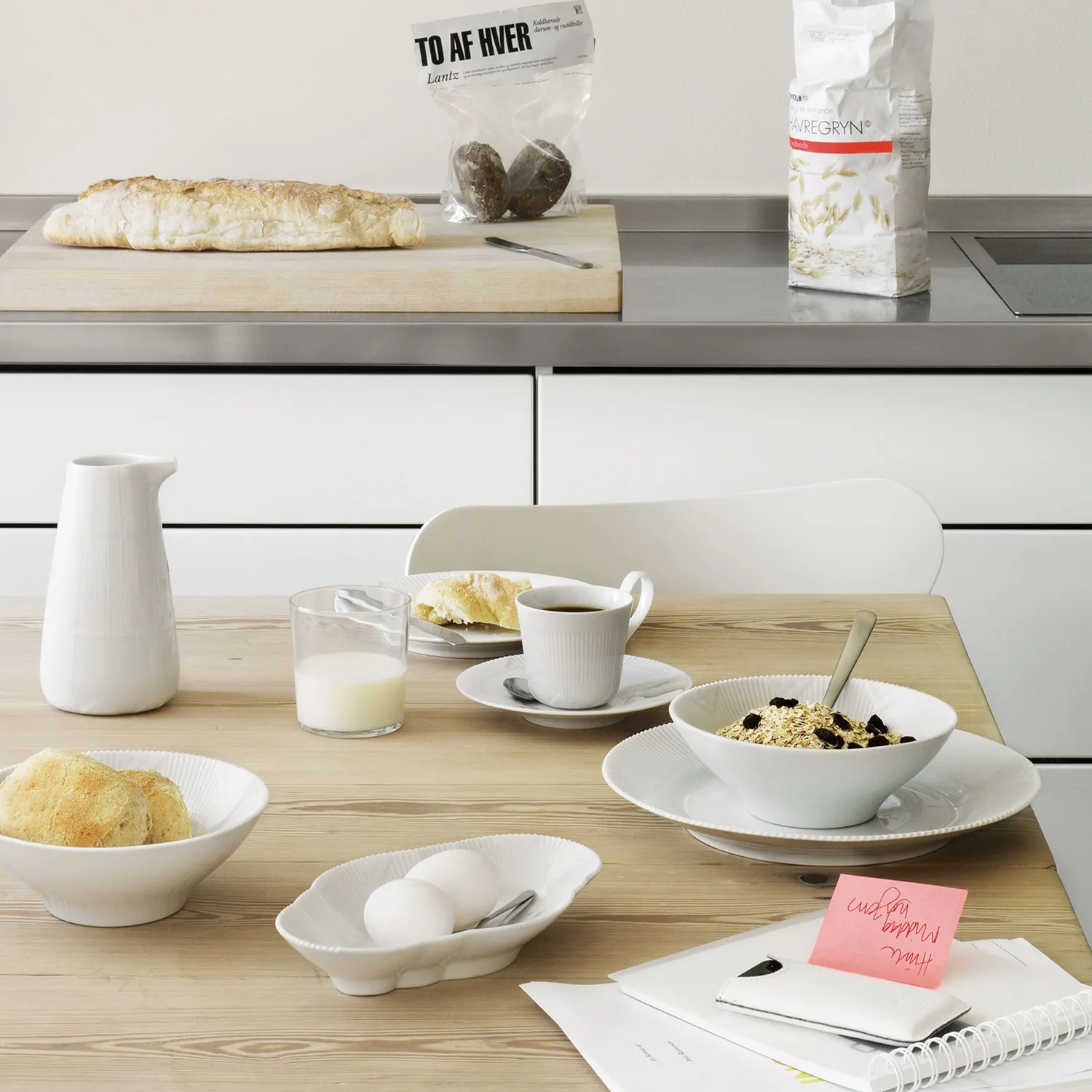 Kgl. Porcelæn Hvid Elements fad 23 cm hvidt porcelæn