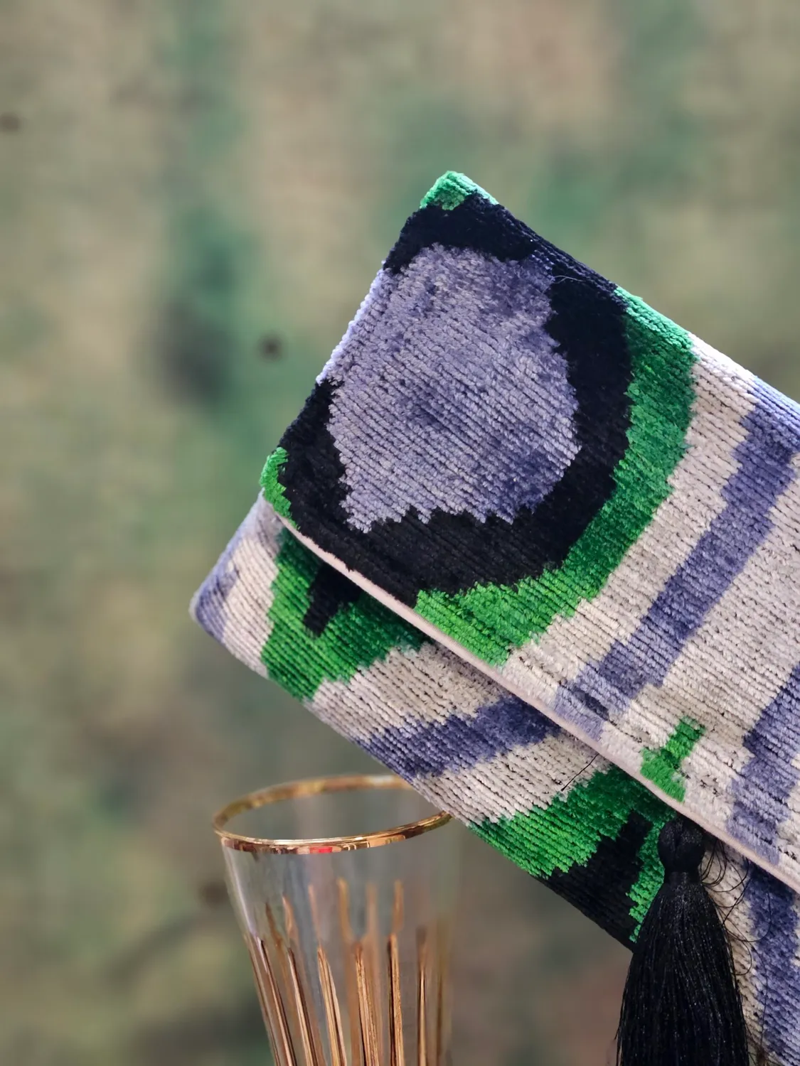 Les Ottomans 202 clutch silkefløjl ikatmønster
