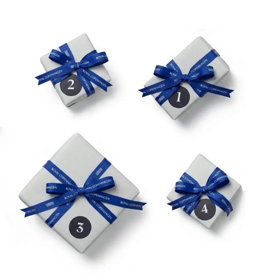 Kgl. Porcelæn Stjerne Riflet Jul adventskalender 2026 4 stk