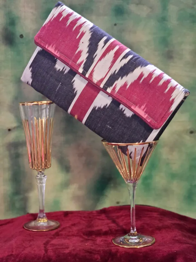 Les Ottomans Ikat #17 clutch mønstret stof