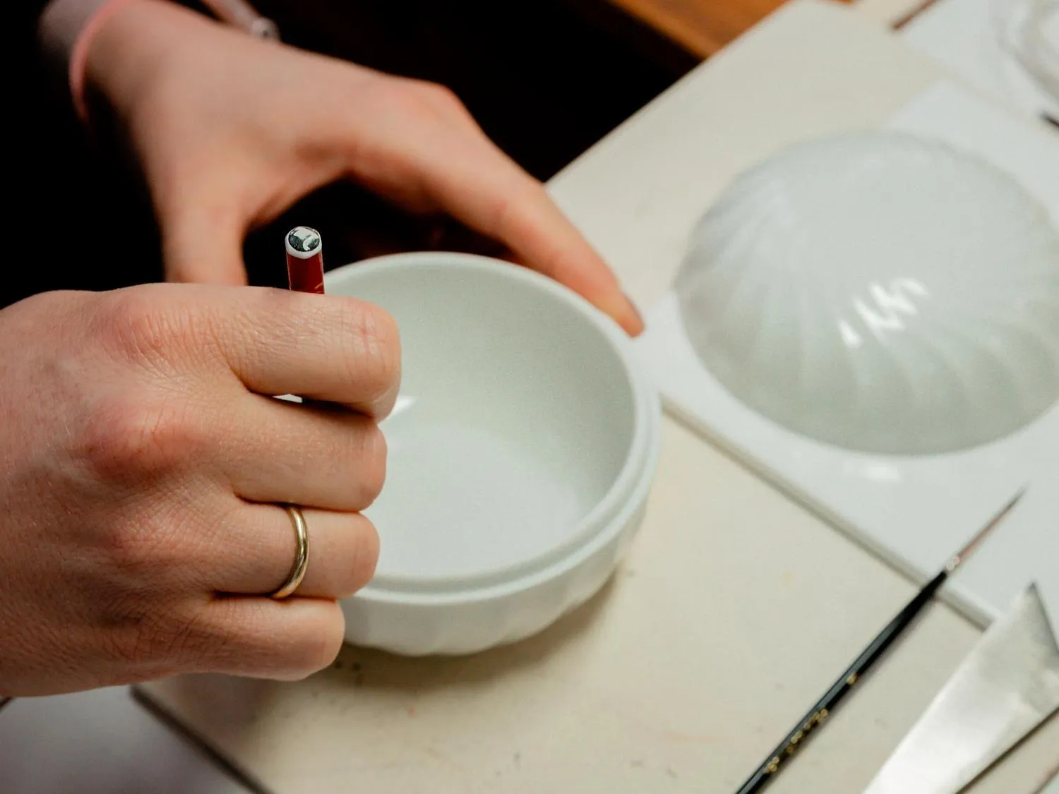 Nymphenburg bonbonniere ribbet 4 hvid porcelæn