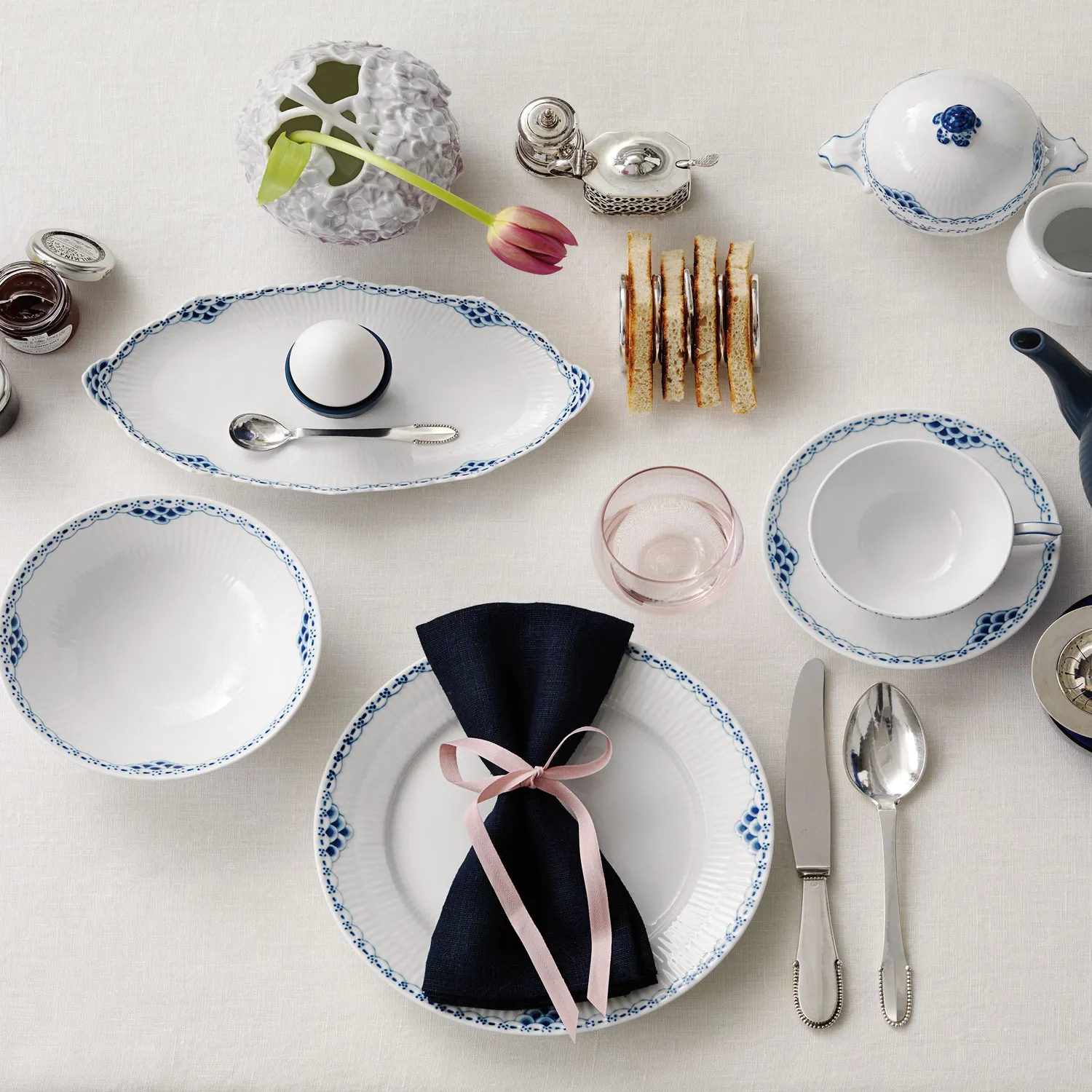 Kgl. Porcelæn Prinsesse skål 35 cl med blondekant