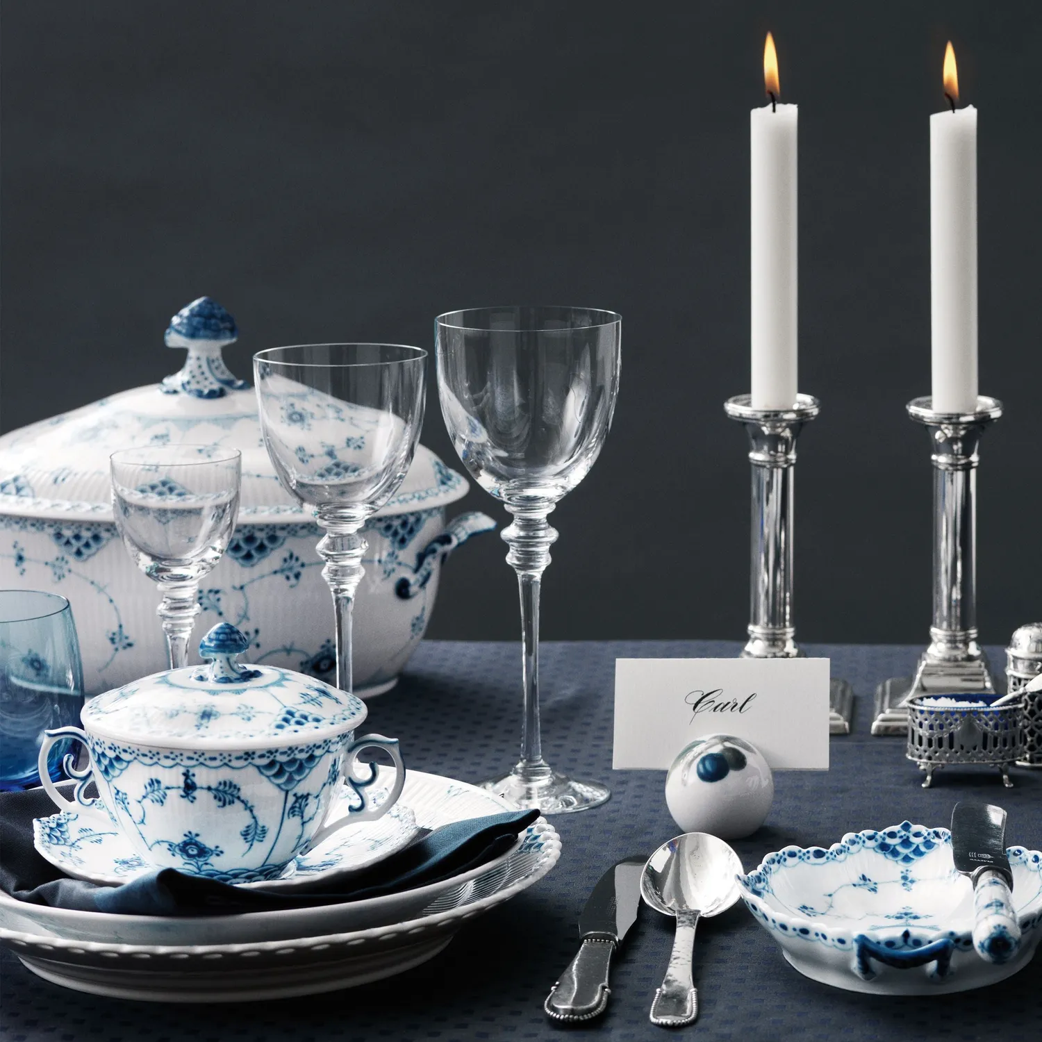 Royal Copenhagen Musselmalet Halvblonde terrin 200 cl låg