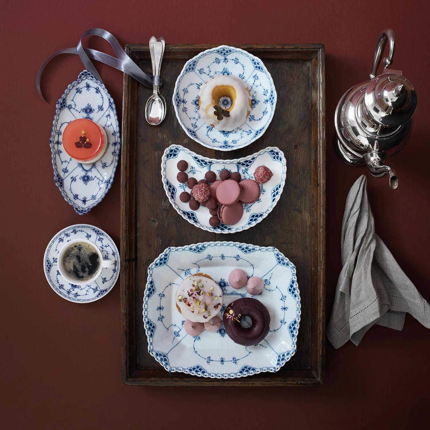 Royal Copenhagen Musselmalet Helblonde fad 26 cm firkantet