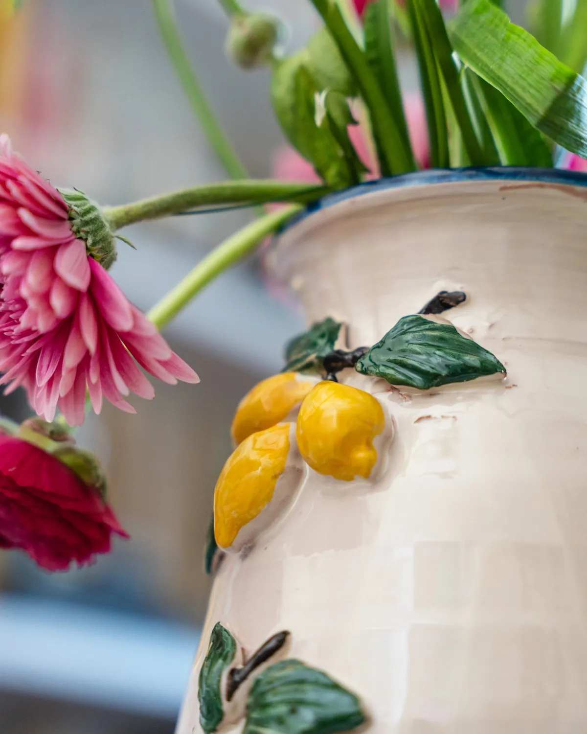 Les Ottomans MENV08 vase keramik håndmalet citron