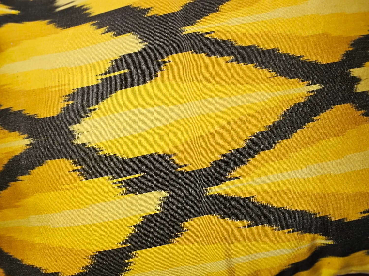 Les Ottomans Ikat pudebetræk silke geometrisk
