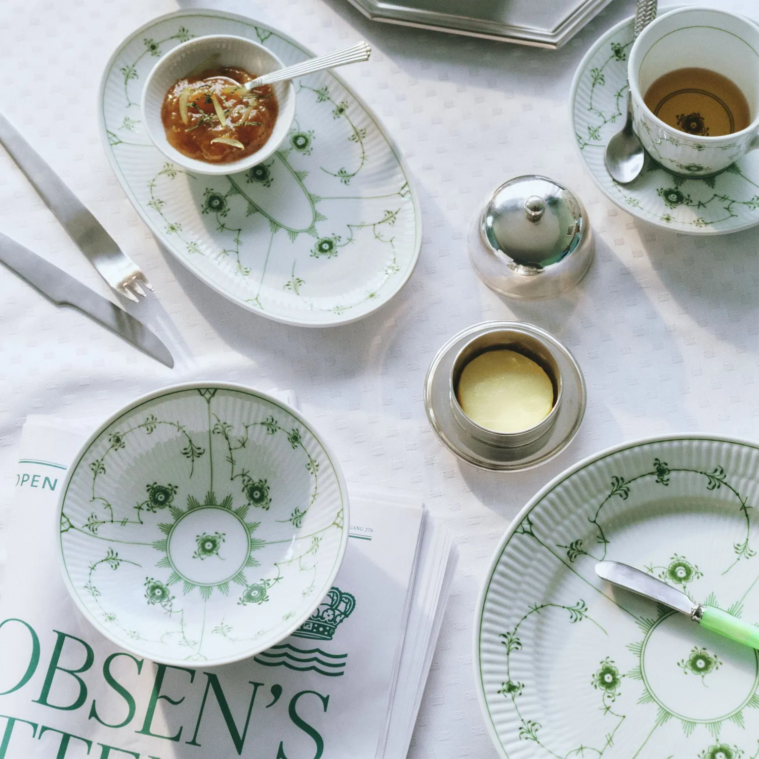 Kgl. Porcelæn Grøn Musselmalet asiet 23,5 cm porcelæn