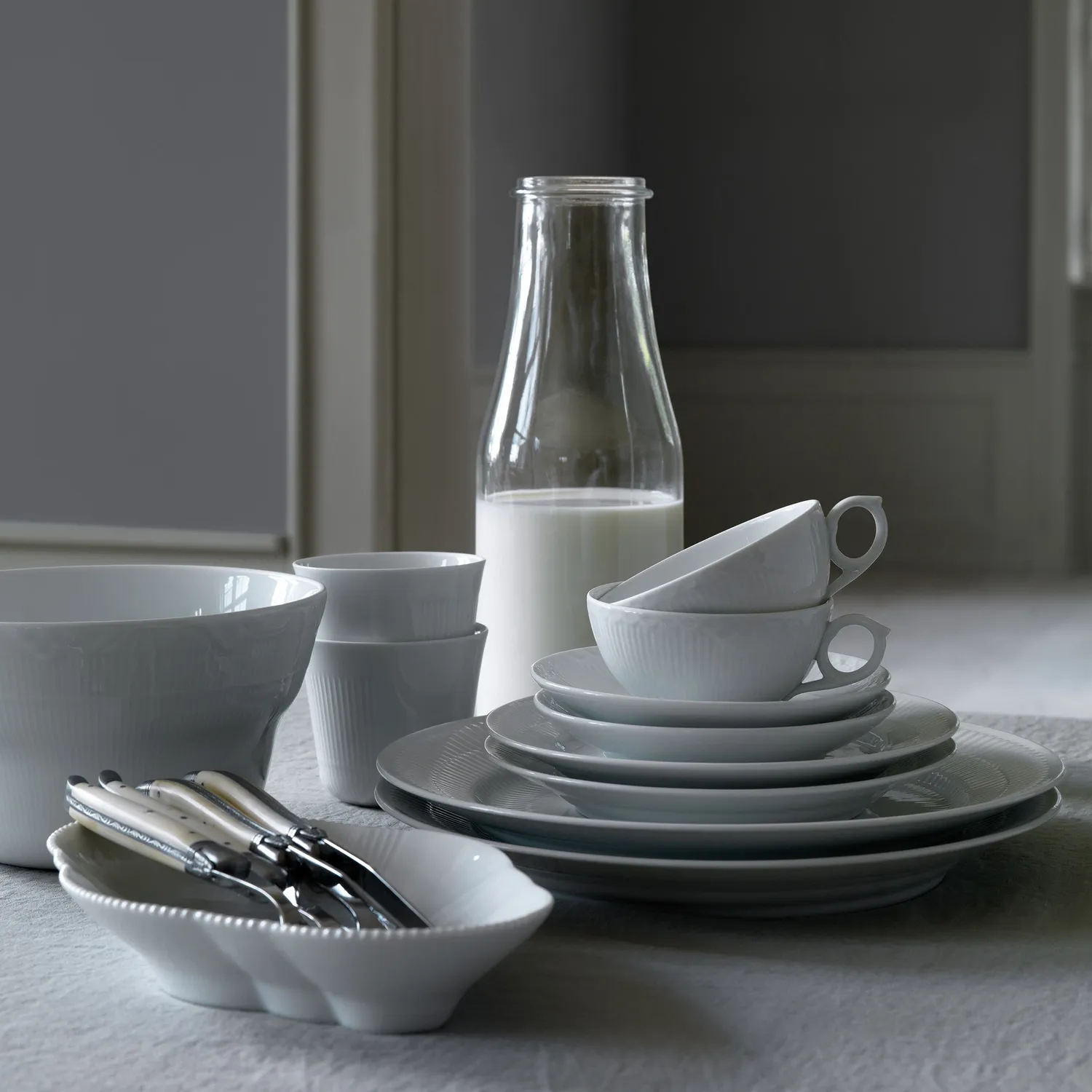 Kgl. Porcelæn Hvid Halvblonde kop underkop 20 cl te