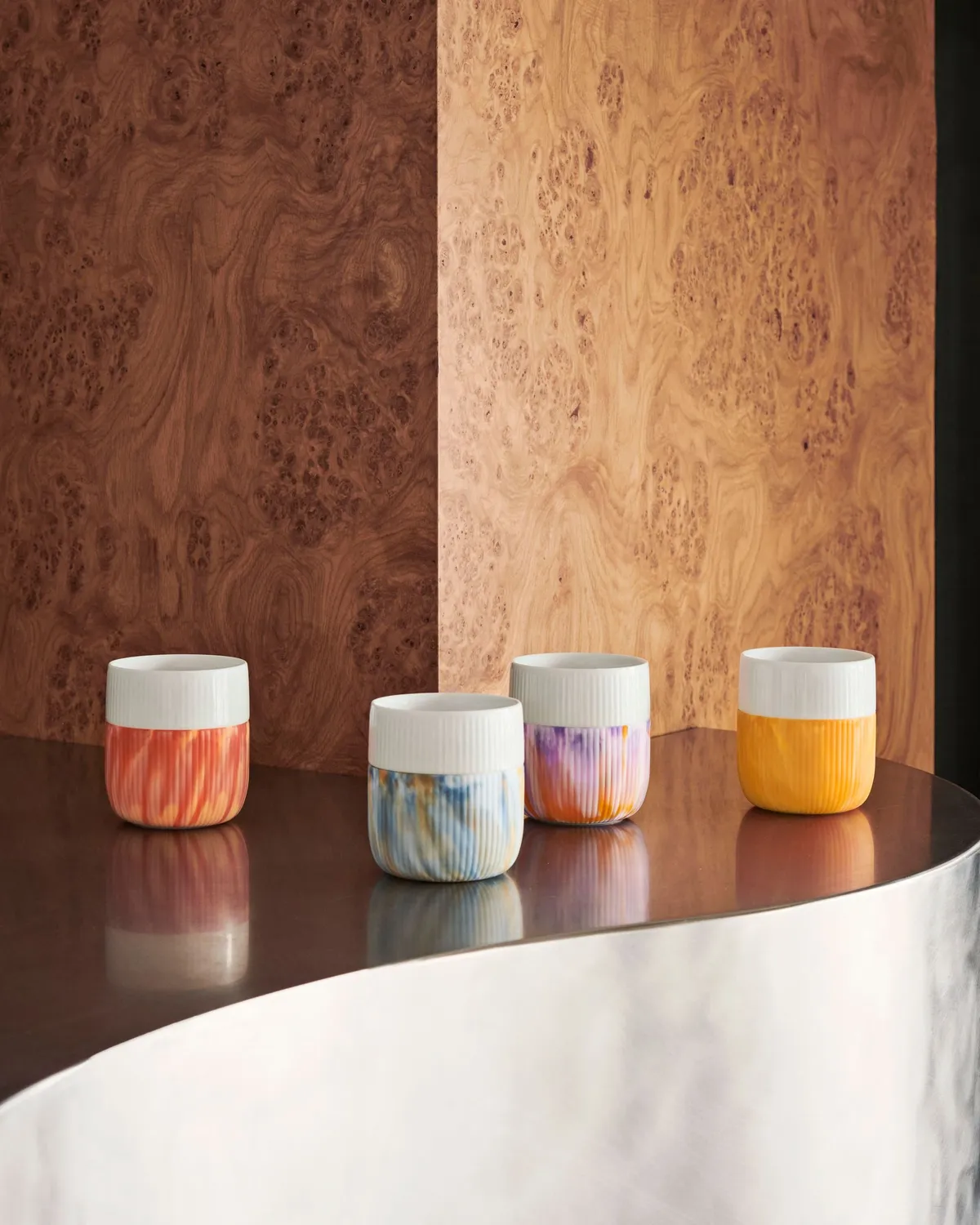 Kgl. Porcelæn Riflet Contrast Marble krus 35 cl fiery yellow