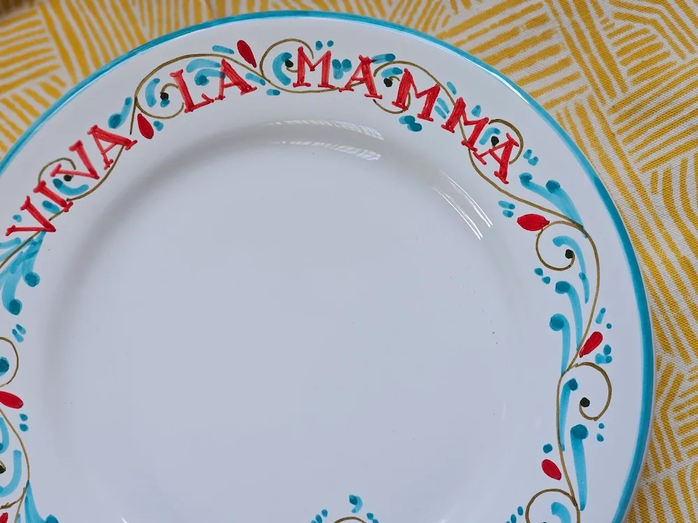Les Ottomans Viva La Mamma tallerkensæt keramik 2 stk håndmalet