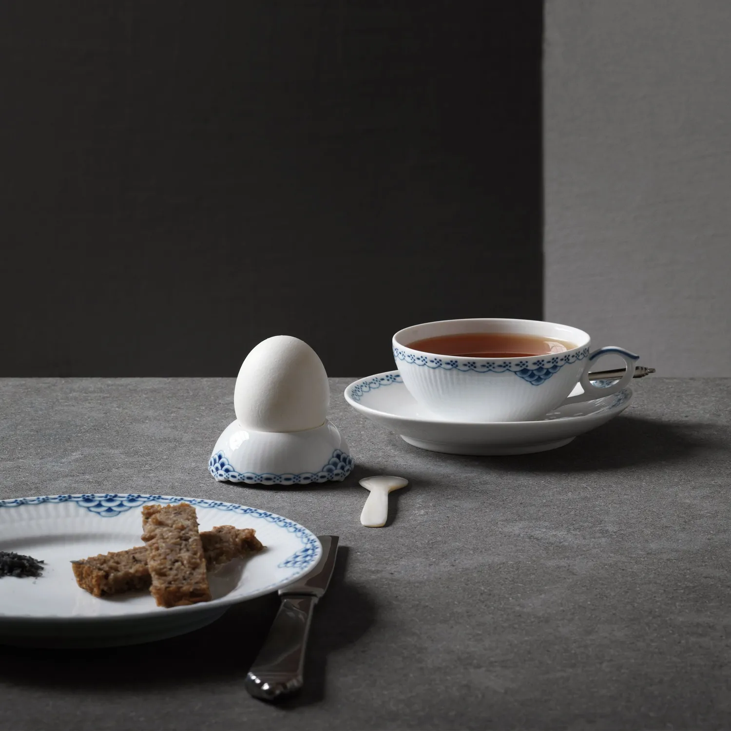 Royal Copenhagen Prinsesse kop med underkop 20 cl tekop