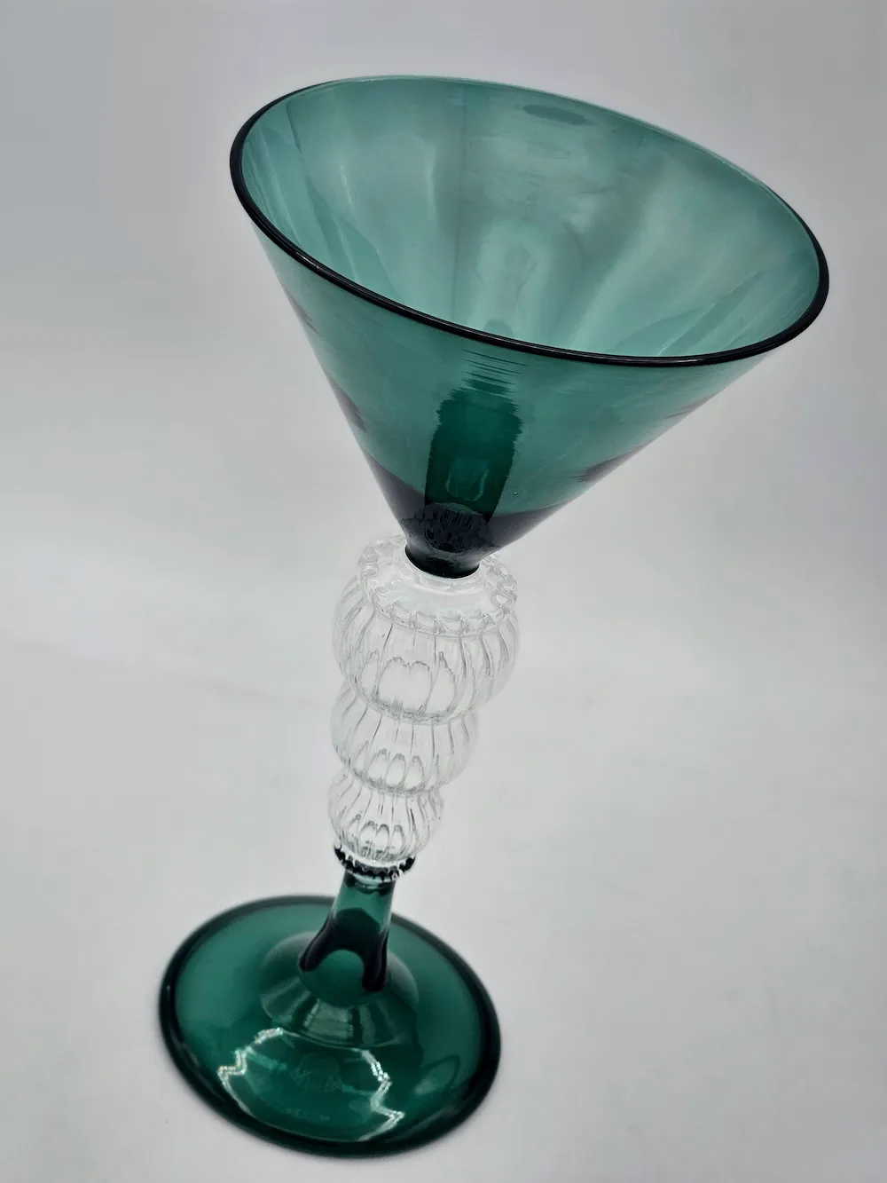Les Ottomans cocktailglas grøn glas formet