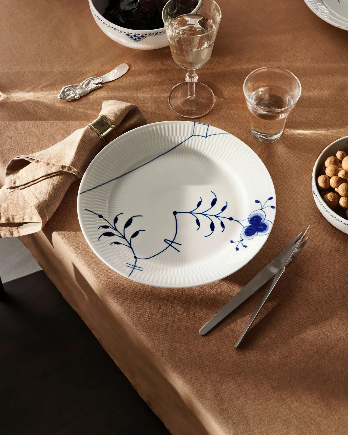 Kgl. Porcelæn Prinsesse skål 73 cl + 110 cl 2 stk blå
