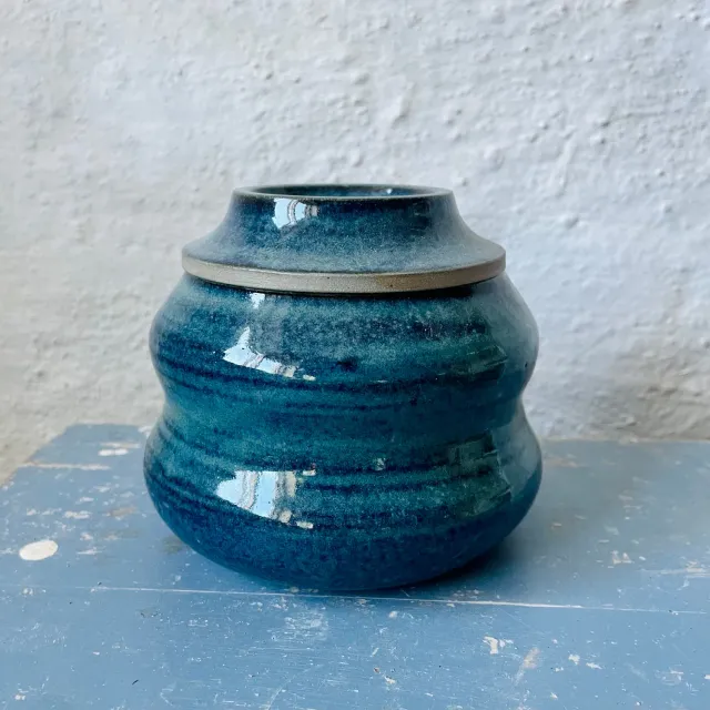 Marie Debié Ceramics Lidded krukke med låg 11 cm