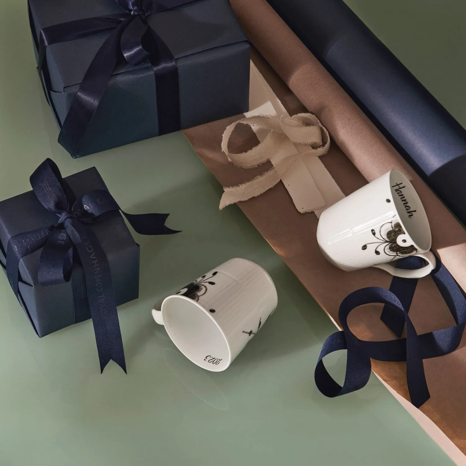 Kgl. Porcelæn Sort Mega Riflet kop 38 cl 2 stk. bespoke