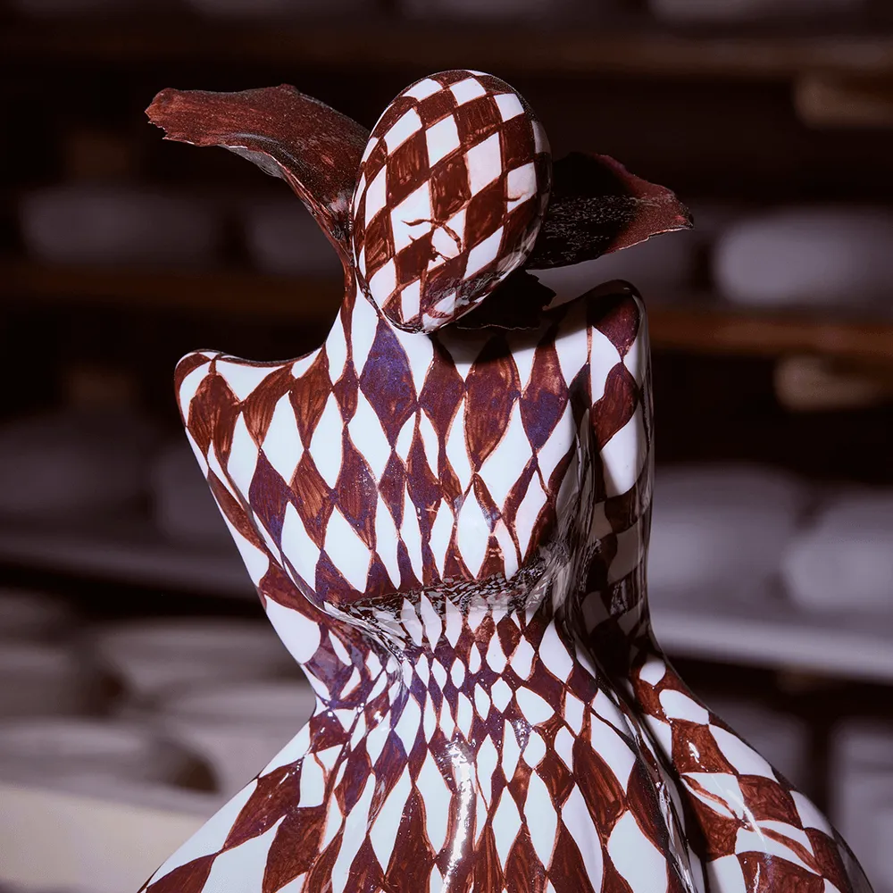 1882 Ltd Mireling Spectre figur porcelæn diamanter