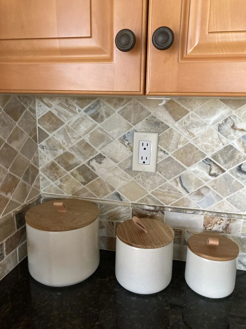 Costa Nova Pacifica XOX151 krukke vanilla beige blank glasur