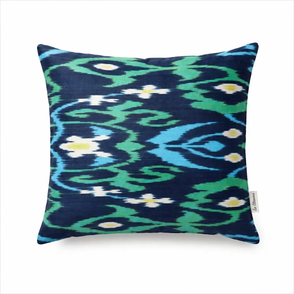 Les Ottomans Ikat S361 pudebetræk silke