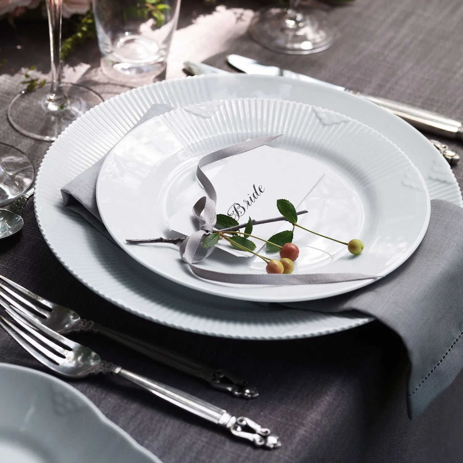 Kgl. Porcelæn Hvid Elements tallerken 22 cm hvid