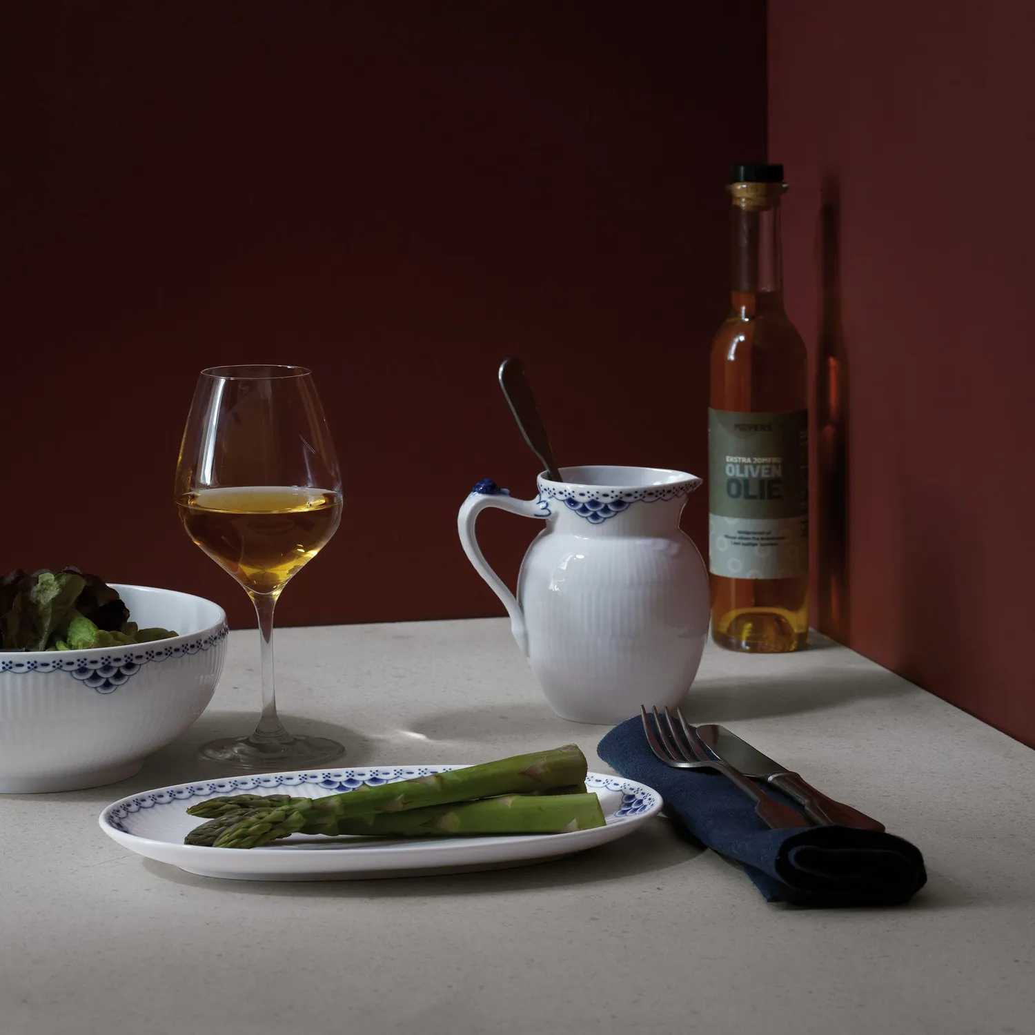 Kgl. Porcelæn Prinsesse skål 110 cl blondedekor