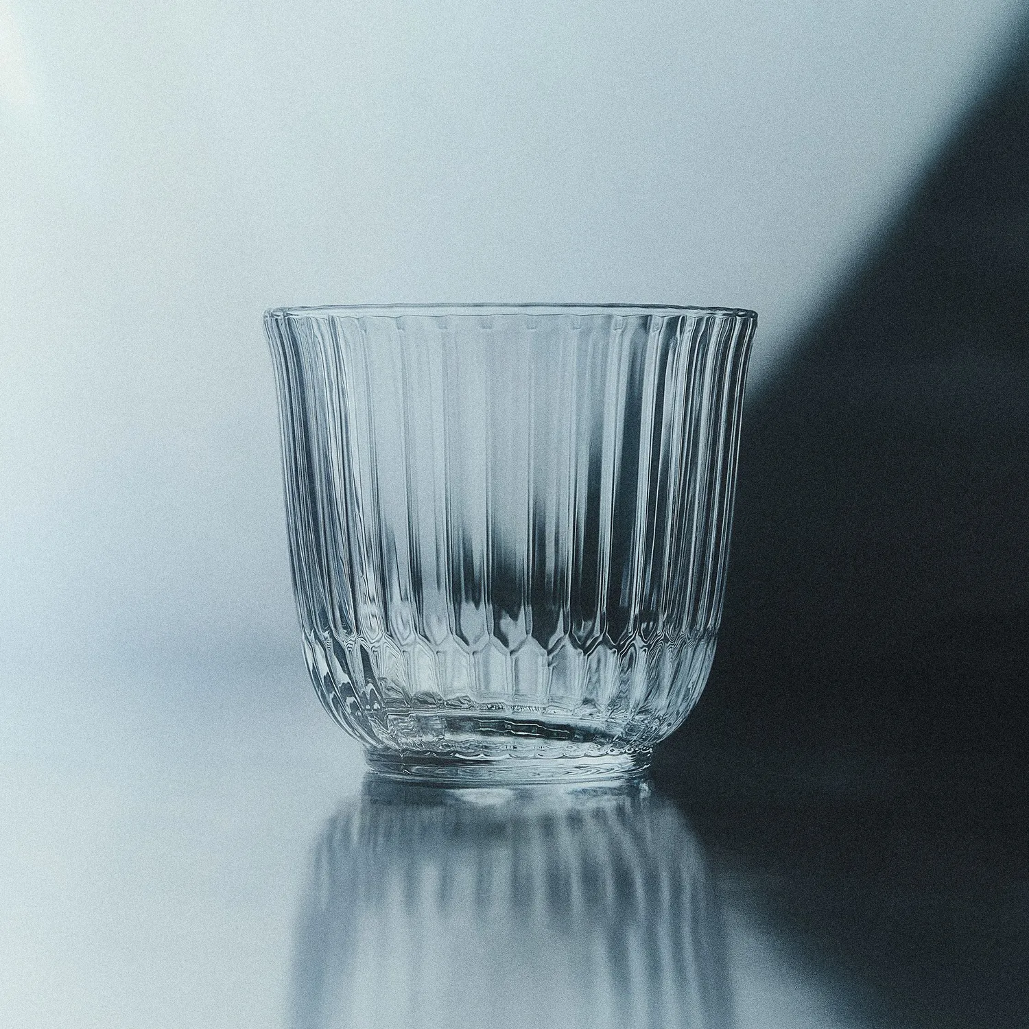 Kgl. Porcelæn Waves vandglas 20 cl 2 stk stabelbart