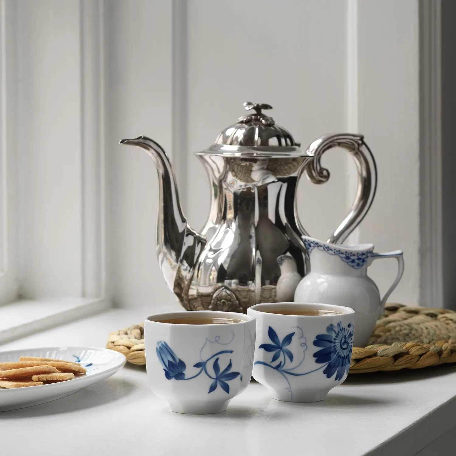 Kgl. Porcelæn Prinsesse flødekande 17 cl hvid blonde