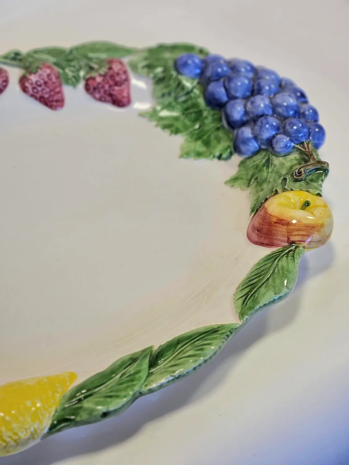 Les Ottomans Berries fad håndmalet bær