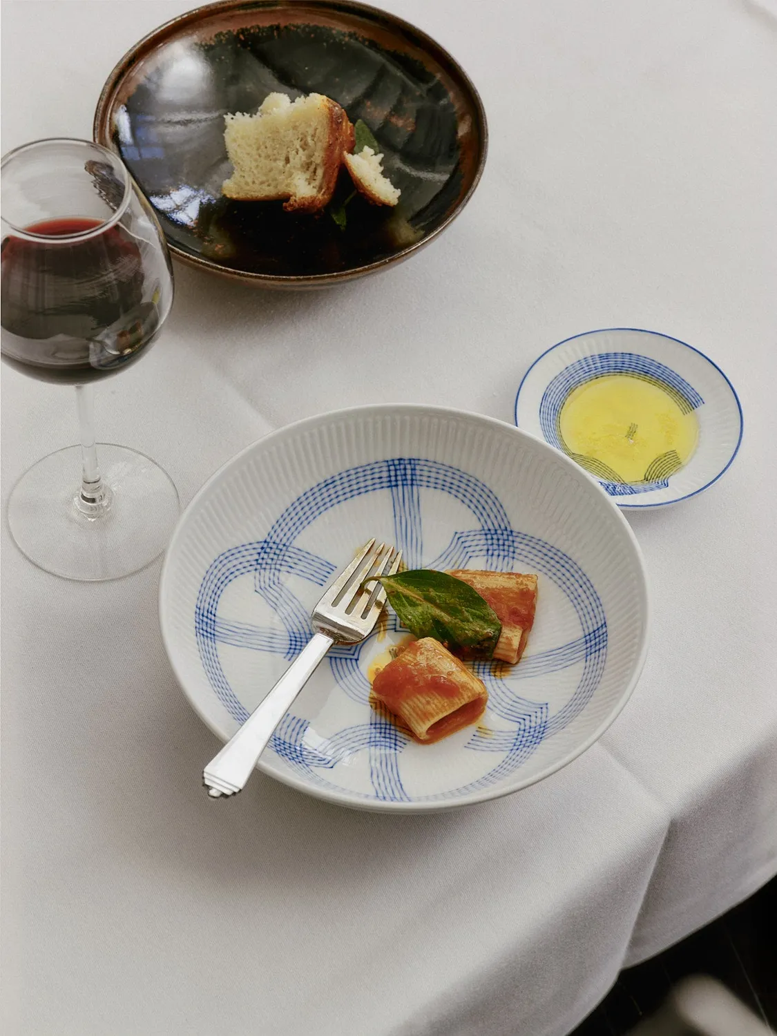 Kgl. Porcelæn MOTIF skål 110 cl lav serveringsskål