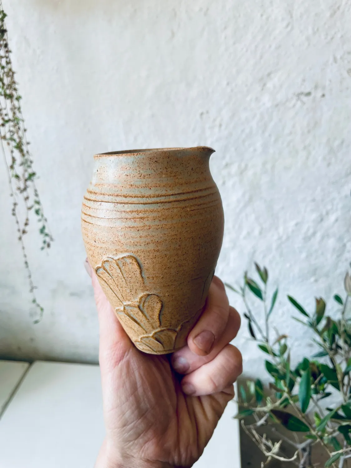 Marie Debié Ceramics Flower Petal flødekande stentøj