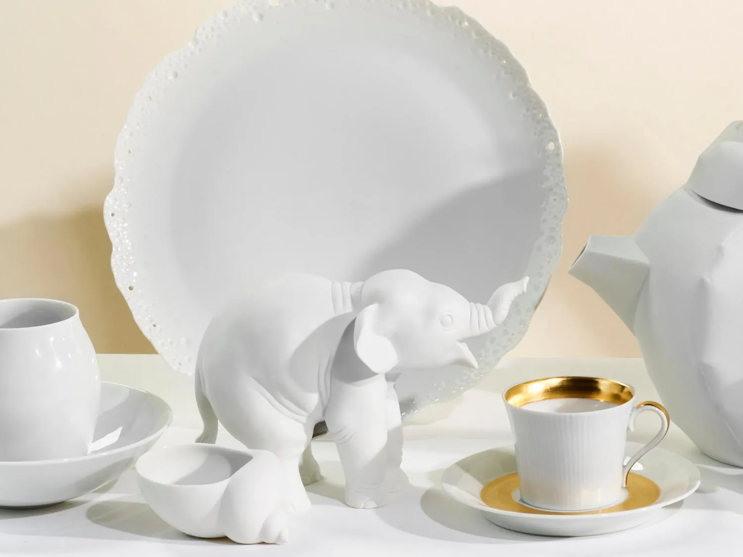 Nymphenburg elefant figur hvid biskuit porcelæn