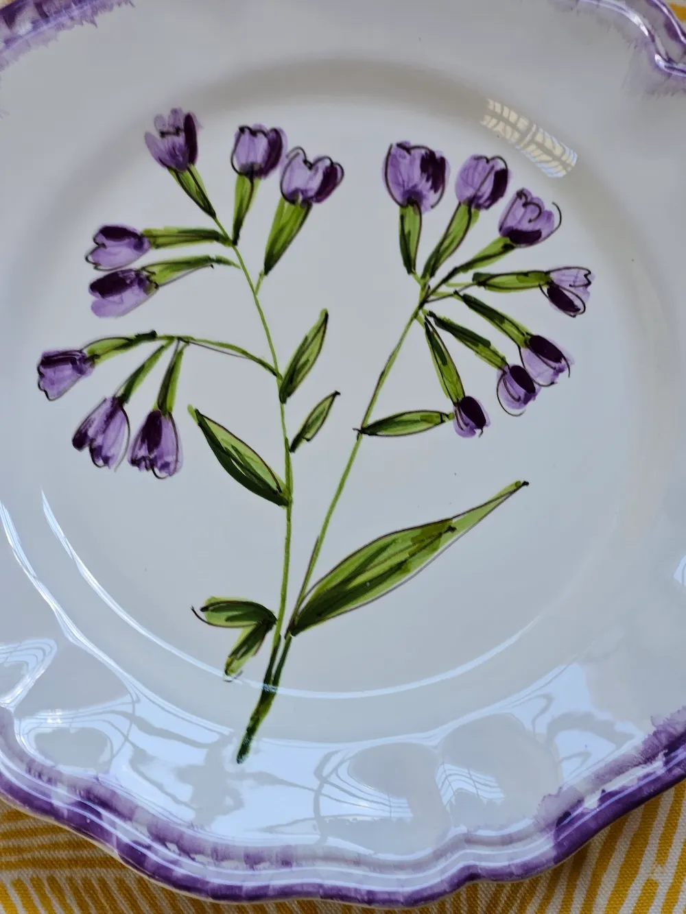 Les Ottomans Fiore Viola middagstallerken lilla