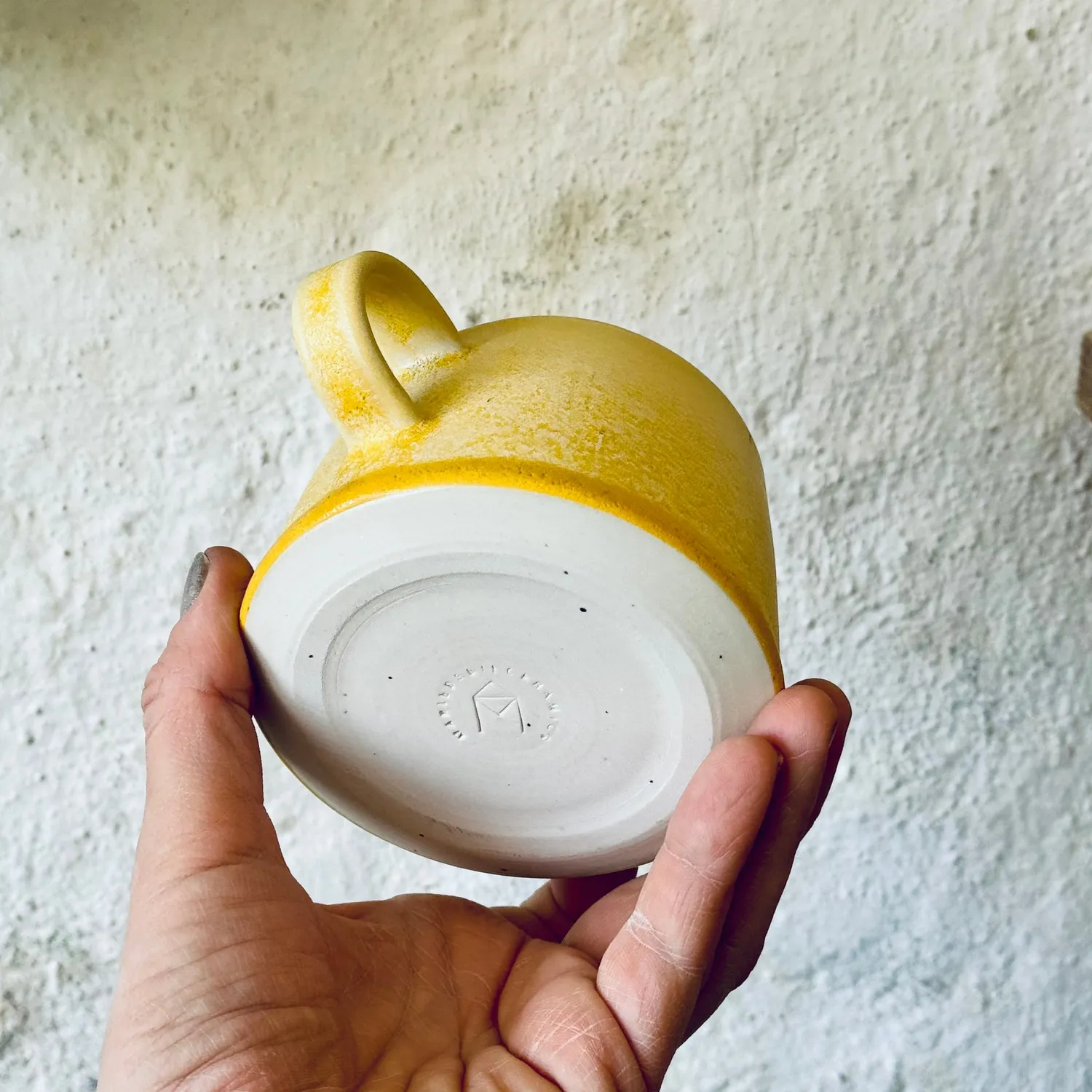 Marie Debié Ceramics Spring kop gul mat stentøj