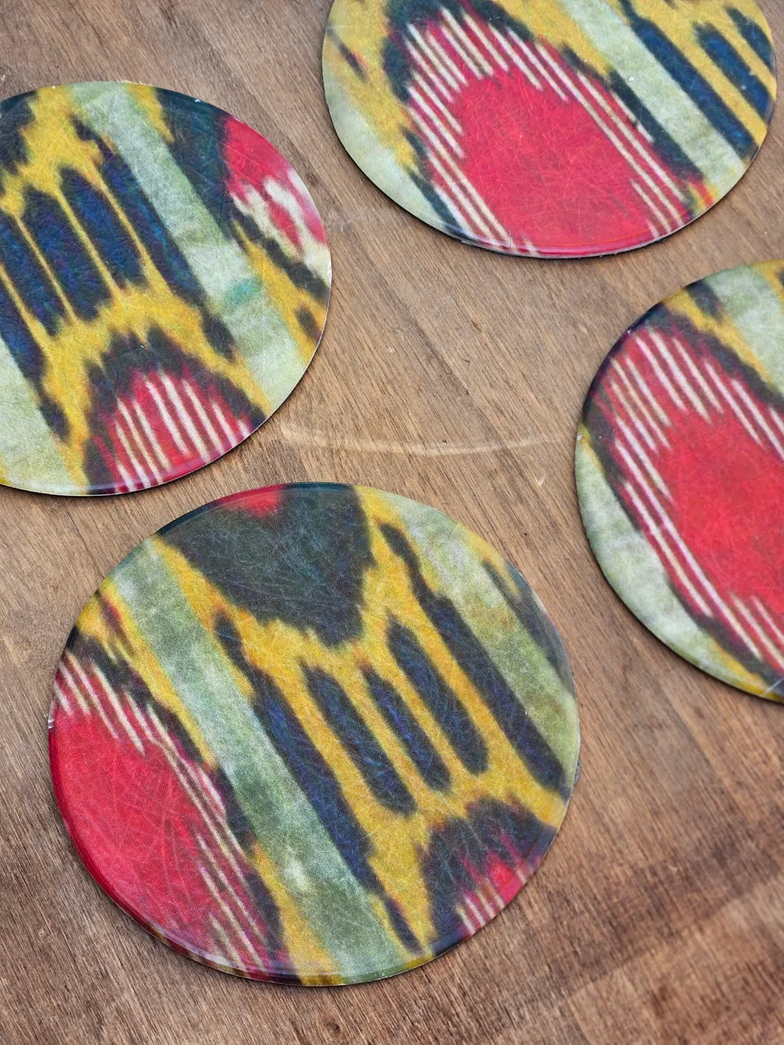 Les Ottomans Ikat bordskånere glasfiber 4 stk