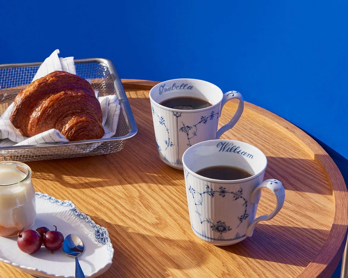 Kgl. Porcelæn Musselmalet Riflet kop Bespoke 38 cl 2 stk