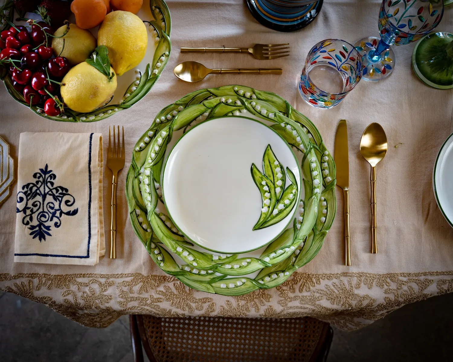 Les Ottomans Lily of the Valley desserttallerken håndmalet