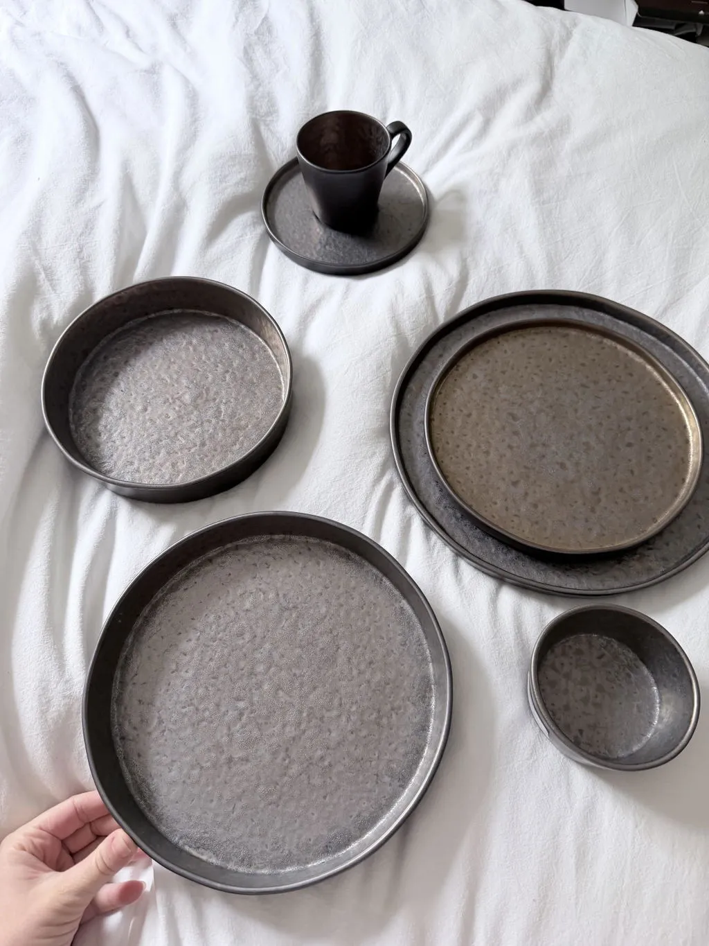 Costa Nova Lagoa pastaskål metal brown mat stentøj